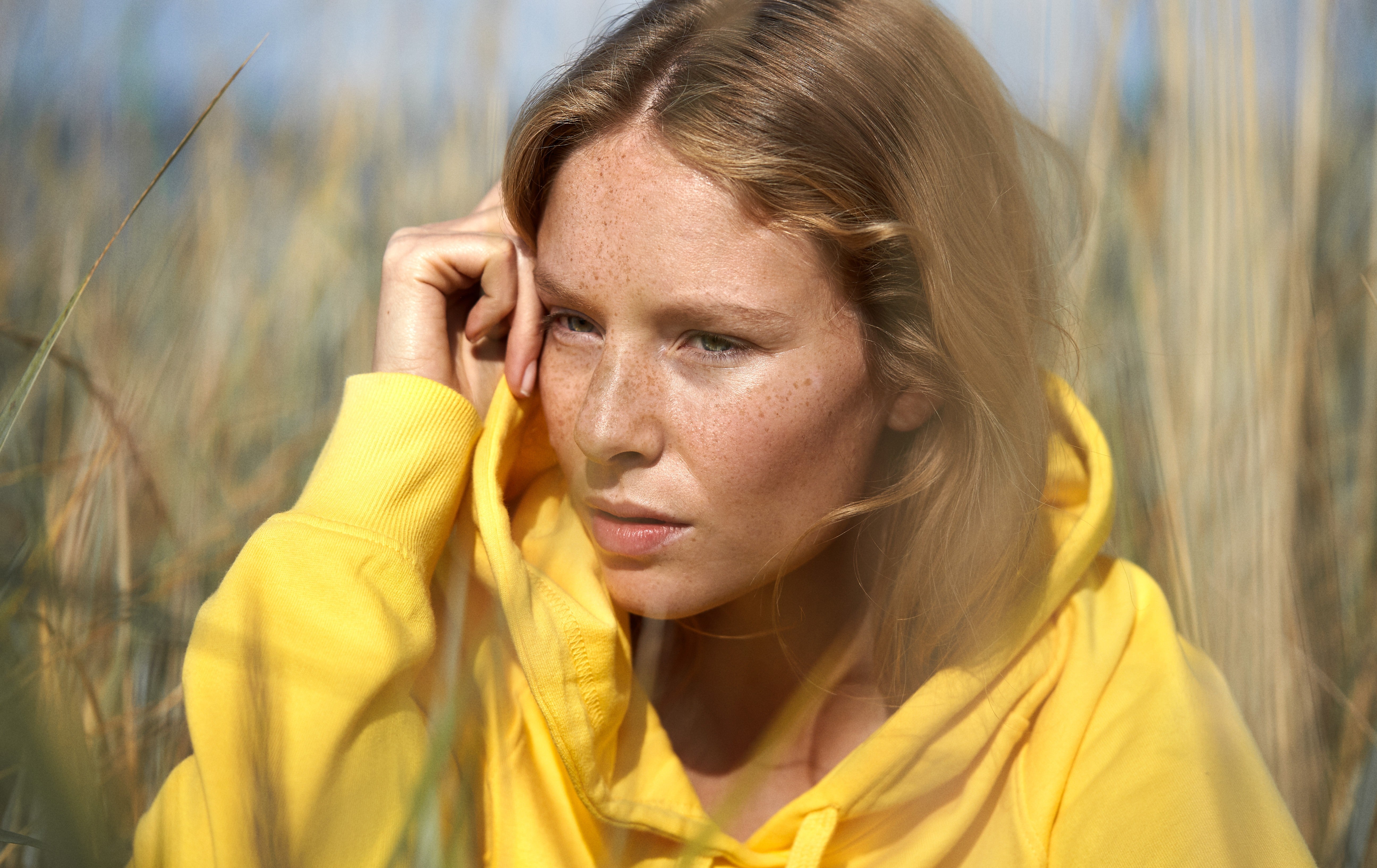 Neutral Ladies Hoodie | SAPPHIRE